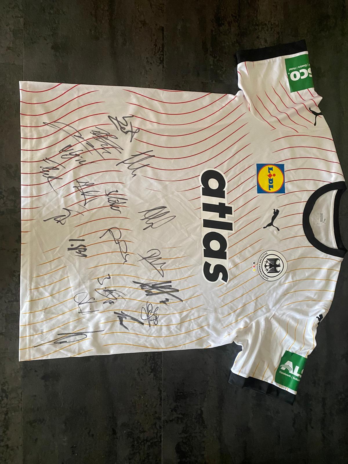 4. Trikot Handball A-Nationalmannschaft Herren mit Spieler-Unterschriften